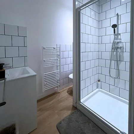 ꨄ Combo 2 Centre-ville - 5 Pers - 2 Avec Salle De Bain Appartamento