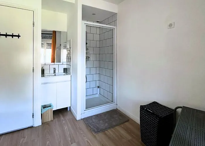 Appartement Combo Centre-ville - 8 Pers - 3 Avec Salle De Bain *